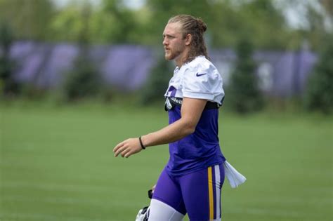 Vikings tight end T.J. Hockenson vows to be ready for Sept. 10 season opener